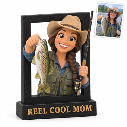 Cartoon mom portrait sign with trout, REEL COOL MOM